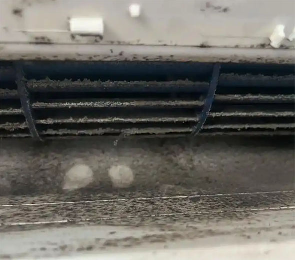 清江浦空调吹的风有股烧焦味是怎么回事